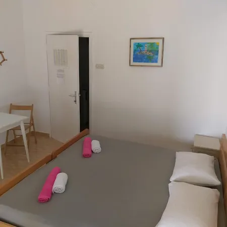 Apartmani Marija Sveta Nedelja  Exterior photo