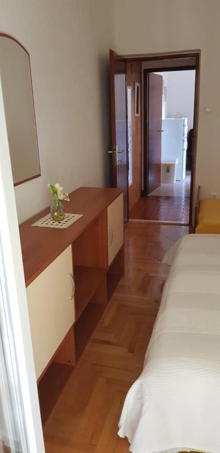 Marija Sveta Nedelja (Hvar)