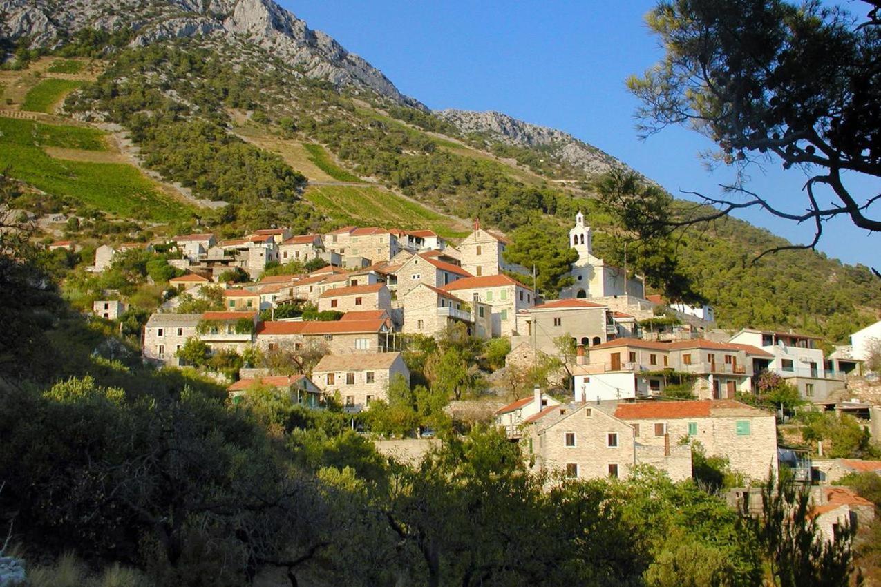 Marija Sveta Nedelja (Hvar)
